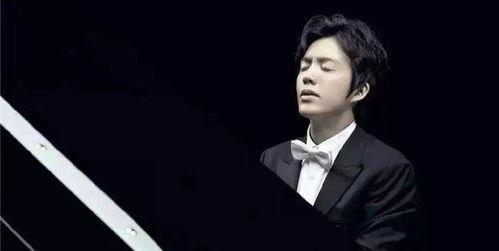 娱乐圈吃瓜的影帝,娱乐圈风云再起,揭秘影帝背后的秘密